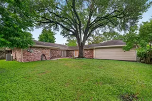 4501 Waycross Dr, Houston, TX 77035 - Photo 31