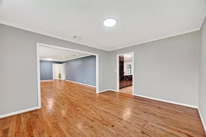 4501 Waycross Drive, Houston, TX 77035 - Photo 9
