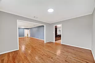 4501 Waycross Dr, Houston, TX 77035 - Photo 9
