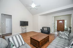 15518 Crawford Crest Ln, Houston, TX 77053 - Photo 5