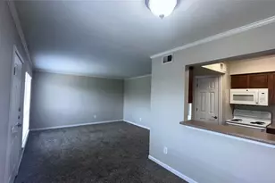 2825 Bellefontaine St, Houston, TX 77025 - Photo 7