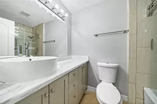 3850 Westmeadow Dr, Houston, TX 77082 - Photo 7