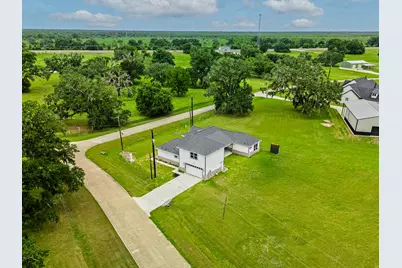 500 Campfire Trail, Angleton, TX 77515 - Photo 31