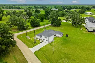 500 Campfire Trail, Angleton, TX 77515 - Photo 31