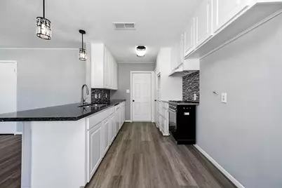 3713 Wilshire Drive, Alvin, TX 77511 - Photo 17