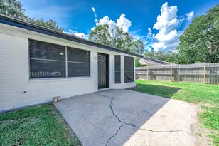 3713 Wilshire Dr, Alvin, TX 77511 - Photo 35