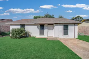 9843 Ribbonwood St, Houston, TX 77078 - Photo 1