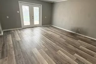 3808 Holly Glen, Bay City, TX 77414 - Photo 7