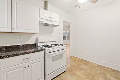 4728 Avenue R 1/2, Galveston, TX 77551 - Photo 15