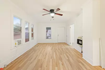 4728 Avenue R 1/2, Galveston, TX 77551 - Photo 7