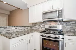 737 Davis Rd, League City, TX 77573 - Photo 9