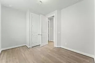 724 Lake Lacosta Dr, Katy, TX 77493 - Photo 31