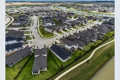 724 Lake Lacosta Drive, Katy, TX 77493 - Photo 49