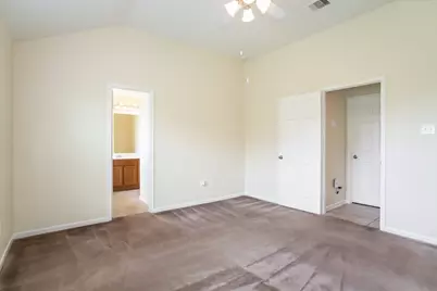 5802 Le Carpe Plantation Court, Katy, TX 77449 - Photo 9
