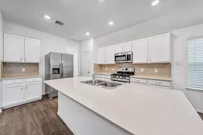 2847 Mistygate Court, Conroe, TX 77301 - Photo 5