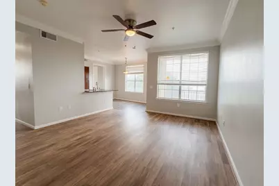 7575 Kirby Drive #2214, Houston, TX 77030 - Photo 5