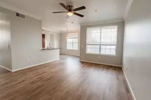 7575 Kirby Dr, Houston, TX 77030 - Photo 5