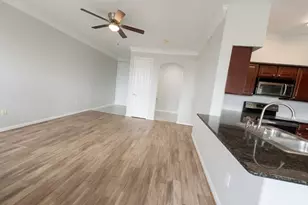 7575 Kirby Dr, Houston, TX 77030 - Photo 7