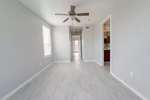 7575 Kirby Dr, Houston, TX 77030 - Photo 15