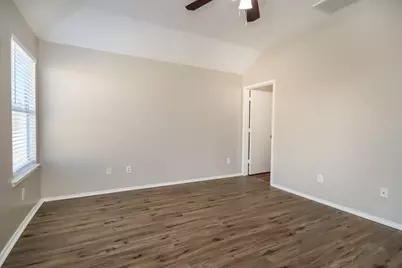 4435 Plumeria Avenue, Baytown, TX 77521 - Photo 9