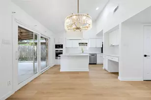 16310 Havenhurst Dr, Houston, TX 77059 - Photo 9