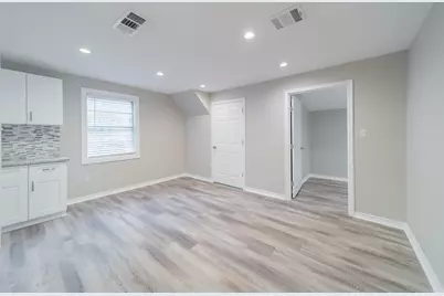 5739 Skylane Drive, Montgomery, TX 77316 - Photo 21