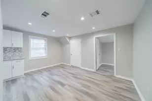 5739 Skylane Dr, Montgomery, TX 77316 - Photo 21