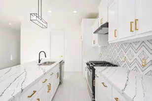 8700 Lanewood Dr, Houston, TX 77016 - Photo 7