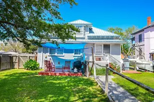 205 Main St, Palacios, TX 77465 - Photo 31