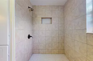 7004 Santa Maria St, Houston, TX 77023 - Photo 13