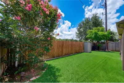 1811 Emerald Green Drive, Houston, TX 77094 - Photo 37