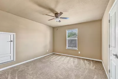 110 S Diamondhead Boulevard, Crosby, TX 77532 - Photo 31