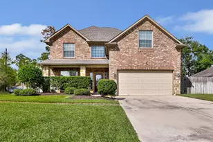 110 S Diamondhead Blvd, Crosby, TX 77532 - Photo 1