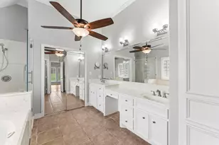 167 April Waters Dr W, Conroe, TX 77356 - Photo 7