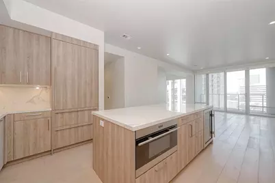 2047 Westcreek Lane #801, Houston, TX 77027 - Photo 7