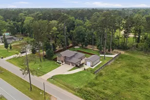 3007 Roman Forest Blvd, New Caney, TX 77357 - Photo 1