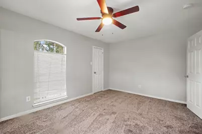 8530 Calverton Pines Lane, Houston, TX 77095 - Photo 17
