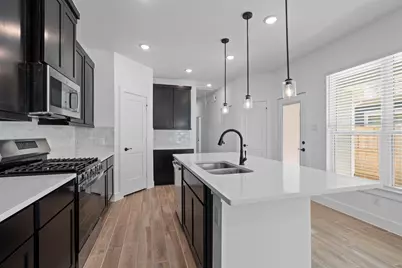 10119 Crescendo Way, Rosharon, TX 77583 - Photo 3