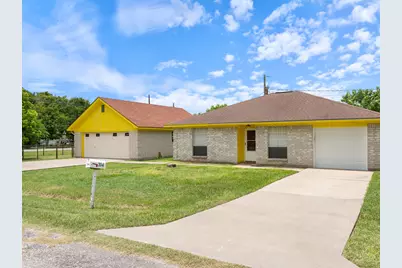 314 Rorem Avenue, Palacios, TX 77465 - Photo 1