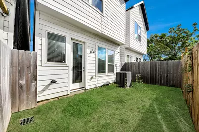 5402 Margarita Street, Houston, TX 77020 - Photo 31