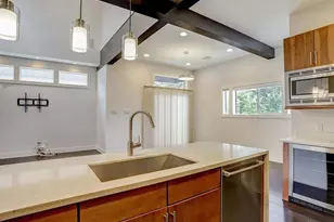 5905 Kiam St, Houston, TX 77007 - Photo 7