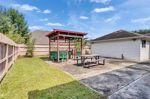 3902 Breaux Bridge Ln, Sugar Land, TX 77479 - Photo 47