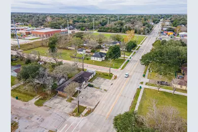 1401 Cedar Drive, La Marque, TX 77568 - Photo 15