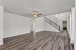 706 Santa Elena Trail, Conroe, TX 77304 - Photo 13