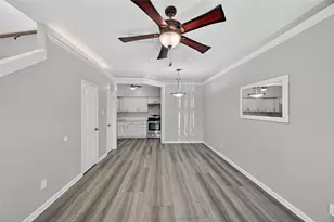 9803 Club Creek Dr, Houston, TX 77036 - Photo 7