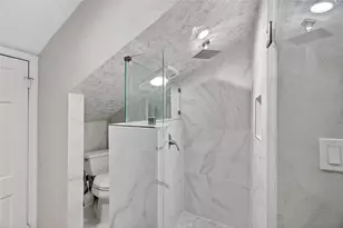 9803 Club Creek Dr, Houston, TX 77036 - Photo 25