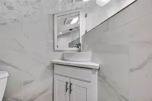 9803 Club Creek Dr, Houston, TX 77036 - Photo 27