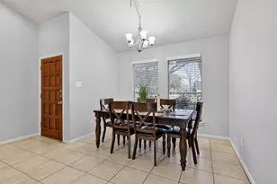 10111 Hibernia Dr, Houston, TX 77088 - Photo 7