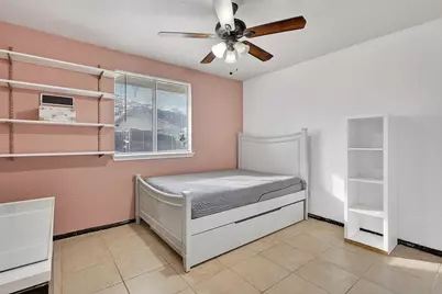 10111 Hibernia Drive, Houston, TX 77088 - Photo 17