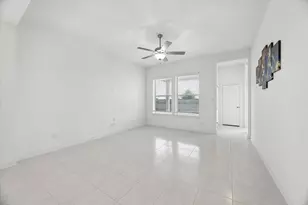 10810 Spiny Elm Ct, Cypress, TX 77433 - Photo 7